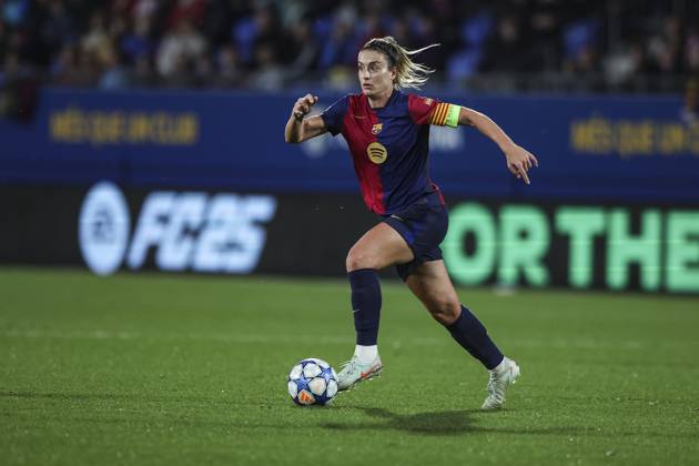 FC Barcelona, Barca Vs Vfl Wolfsburg - Womens UEFA Champions League 2024 25 Quarter - Final Alexia Putellas of FC Barcelona controls the ball during the Women s UEFA Champions League 2024 25 Quarter-final match between FC Barcelona and Vfl Wolfsburg at Johan Cruyff Stadium in Barcelona, Spain, on March 27, 2025. Sant Joan Despi Spain  Copyright: xGongorax originalFilename:bonilla-fcbarcel250327_npil2.jpg