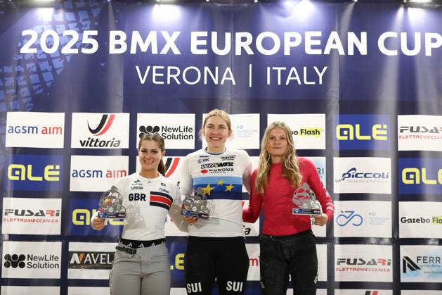 Radsport, BMX, UEC European Cup in Verona - Siegerehrung March 29, 2025, Verona, Veneto, Italy: BETHANY SHRIEVER of Great Britain (left), ZOE CLAESSENS of Switzerland (center) and MICHELLE WISSING of Netherlands (right) are the second, first and third in the Women Elite of the UEC BMX European Cup Round 1 in Verona, Italy Verona Italy - ZUMAc179 20250329_zep_c179_009 Copyright: xMickaelxChavetx