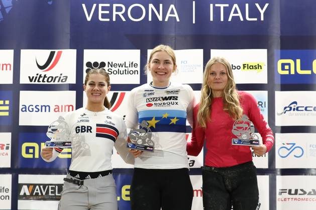 Radsport, BMX, UEC European Cup in Verona - Siegerehrung March 29, 2025, Verona, Veneto, Italy: BETHANY SHRIEVER of Great Britain (left), ZOE CLAESSENS of Switzerland (center) and MICHELLE WISSING of Netherlands (right) are the second, first and third in the Women Elite of the UEC BMX European Cup Round 1 in Verona, Italy Verona Italy - ZUMAc179 20250329_zep_c179_012 Copyright: xMickaelxChavetx