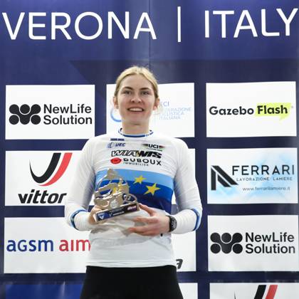Radsport, BMX, UEC European Cup in Verona - Siegerehrung March 29, 2025, Verona, Veneto, Italy: ZOE CLAESSENS of Switzerland wins the Women Elite competition in the UEC BMX European Cup Round 1 in Verona, Italy Verona Italy - ZUMAc179 20250329_zep_c179_016 Copyright: xMickaelxChavetx