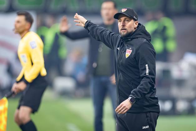 Eintracht Frankfurt - VfB Stuttgart, 1. FBL Trainer Sebastian Hoeneß Hoeness (Stuttgart). Bundesligaspiel zwischen Eintracht Frankfurt und dem VfB Stuttgart am 29. März 2025 im Deutsche Bank Park in Frankfurt am Main., Frankfurt am Main Hessen Deutschland Deutsche Bank Park