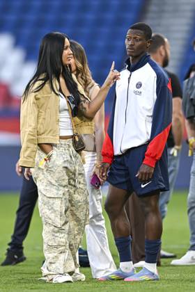 Ligue 1 McDonalds - Paris Saint-Germain v Angers SCO Nuno Mendes and his girlfriend Thalyta Silva during the Ligue 1 football match Paris Saint-Germain PSG VS Angers SCO on April 5, 2025 at Parc des Princes stadium in Paris, France. Photo by Victor Joly ABACAPRESS.COM Paris France  Copyright: xJolyxVictor ABACAx