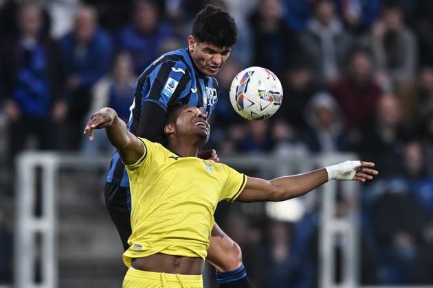 Bilder des Jahres 2025, Sport 04 April Sport Bilder des Tages Db Bergamo 06 04 2025 - campionato di calcio serie A Atalanta-Lazio foto Daniele Buffa Image nella foto: Raoul Bellanova-Tijjani Noslin 