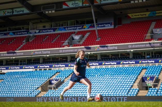 250407 Elisabeth Terland of the Norwegian women s national football team during a training session on April 7, 2025 in Oslo. Photo: Vegard Grott BILDBYRAN kod VG VG0746 bbeng fotboll football soccer fotball norge norway women dam nations league träning practice training trening Copyright: VEGARDxGRoTT BB250407VG033