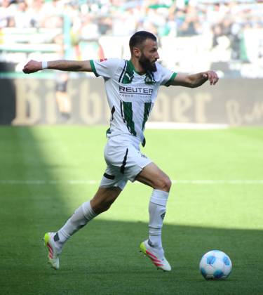 12.04.2025, xgrfx, Fussball 1.Bundesliga, Borussia Moenchengladbach - SC Freiburg v.l. Franck Honorat (Borussia Mönchengladbach) (DFL DFB REGULATIONS PROHIBIT ANY USE OF PHOTOGRAPHS as IMAGE SEQUENCES and or QUASI-VIDEO) Moenchengladbach