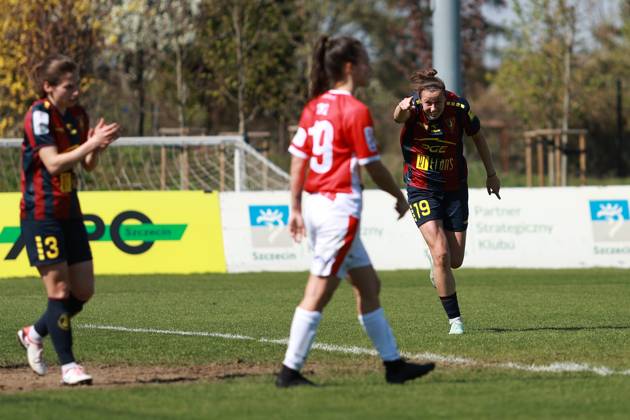 SZCZECIN, 13.04.2025 MECZ EKSTRALIGI KOBIET W PILCE NOZNEJ -- WOMENS EKSTRALIGA MATCH POGON SZCZECIN - RESOVIA RZESZOW NZ RADOSC KORNELII OKONIEWSKIEJ PO BRAMCE DLA POGONI FOT. KRZYSZTOF CICHOMSKI NEWSPIX.PL --- newspix.pl