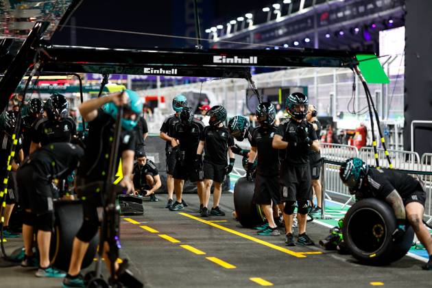 F1 - SAUDI ARABIAN GRAND PRIX 2025 Mercedes AMG F1 Team, pitstop practice during the Formula 1 STC Saudi Arabian Grand Prix 2025, 5th round of the 2025 FIA Formula One World Championship, WM, Weltmeisterschaft from April 18 to 20, 2025 on the Jeddah Corniche Circuit, in Jeddah, Saudi Arabia - JeddahSaudi Arabia Copyright: xDPPIx