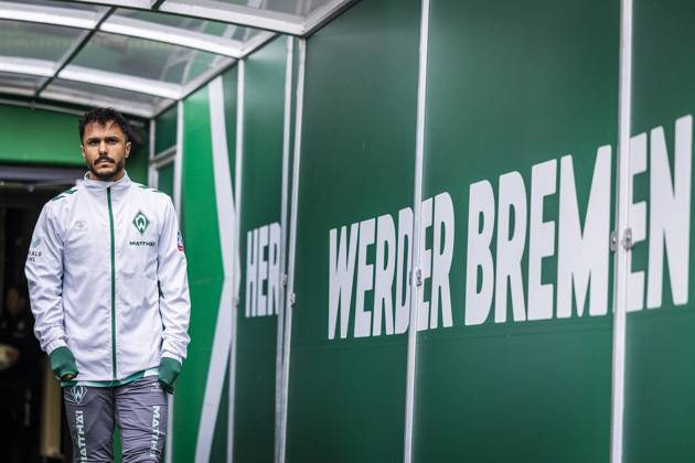 GER, 1.FBL, SV Werder Bremen vs VfL Bochum 19.04.2025, WESERSTADION, GER, 1.FBL, SV Werder Bremen vs VfL Bochum im Bild Leonardo Bittencourt (Werder Bremen 10) im Spielertunnel,