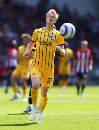 Brentford v Brighton and Hove Albionl, English Premier League, The Gtech Community Stadim, Football, London, UK - 19 Apr 2025 Jan Paul van Hecke of Brighton and Hove Albion in action during during the Premier League away game at Brentford London The Gtech Community Stadium London GBR, UK NEWSPAPERS OUT Copyright: xMarkxGreenwoodx