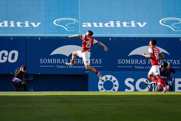 January 30, 2023, Cascais, Portugal: Ismael Gharbi of SC Braga celebrates a goal with his team during the Liga Portugal Betclic match between Estoril Praia SAD and SC Braga at Estadio Antonio Coimbra da Mota. Cascais Portugal - ZUMAs197 20230130_aaa_s197_093 Copyright: xDavidxMartinsx