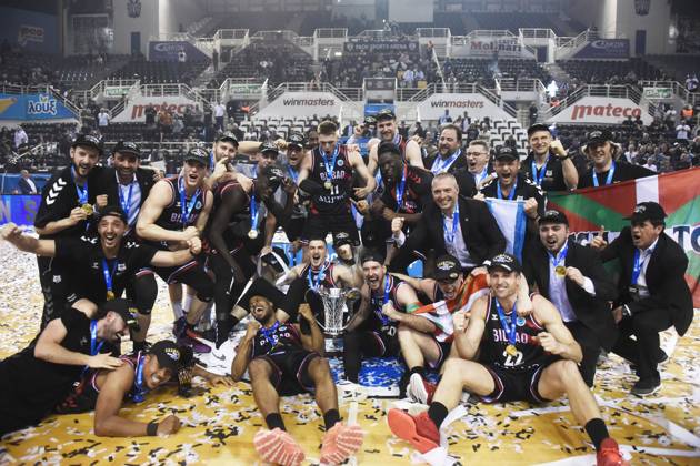 Bilder des Jahres 2025, Sport 04 April Sport Themen der Woche KW17 Sport Bilder des Tages April 23, 2025, Thessaloniki, Greece: Bilbao players celebrate after winning the Europe Cup Final game between PAOK BC vs Surne Bilbao Basket. Thessaloniki Greece - ZUMAp191 0813936902st Copyright: xGiannisxPapanikosx