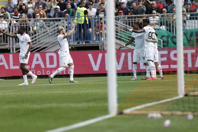 CALCIO - Serie A - Venezia FC vs AC Milan AC Milan s CHRISTIAN PULISIC celebrates after scoring a goal during the Italian Serie A Enilive soccer championship football match between Venezia FC and AC Milan at Pierluigi Penzo Stadium on April 27th, 2025, Venezia, Italy during Venezia FC vs AC Milan, Italian soccer Serie A match in Venice, Italy, April 27 2025 Venice Italy Copyright: xIPAxSport ABACAx