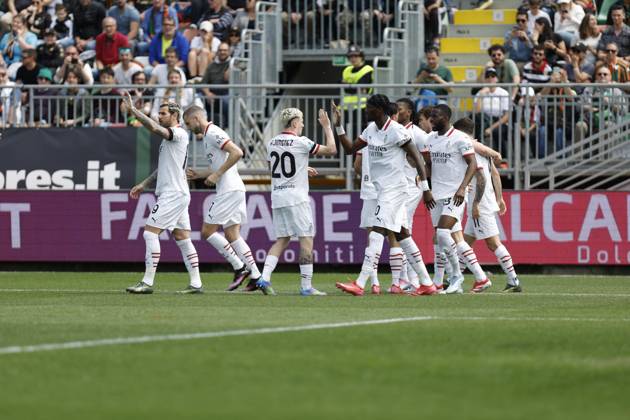 CALCIO - Serie A - Venezia FC vs AC Milan AC Milan s CHRISTIAN PULISIC celebrates after scoring a goal during the Italian Serie A Enilive soccer championship football match between Venezia FC and AC Milan at Pierluigi Penzo Stadium on April 27th, 2025, Venezia, Italy during Venezia FC vs AC Milan, Italian soccer Serie A match in Venice, Italy, April 27 2025 Venice Italy Copyright: xIPAxSport ABACAx