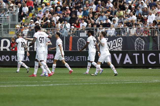 CALCIO - Serie A - Venezia FC vs AC Milan AC Milan s CHRISTIAN PULISIC celebrates after scoring a goal during the Italian Serie A Enilive soccer championship football match between Venezia FC and AC Milan at Pierluigi Penzo Stadium on April 27th, 2025, Venezia, Italy during Venezia FC vs AC Milan, Italian soccer Serie A match in Venice, Italy, April 27 2025 Venice Italy Copyright: xIPAxSport ABACAx