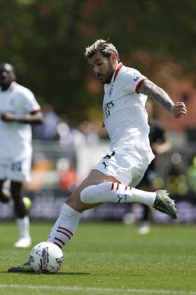 CALCIO - Serie A - Venezia FC vs AC Milan AC Milan s THEO HERNANDEZ during the Italian Serie A Enilive soccer championship football match between Venezia FC and AC Milan at Pierluigi Penzo Stadium on April 27th, 2025, Venezia, Italy during Venezia FC vs AC Milan, Italian soccer Serie A match in Venice, Italy, April 27 2025 Venice Italy Copyright: xIPAxSport ABACAx
