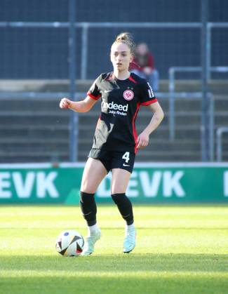 27.04.2025, xgrfx, Fussball Google Pixel Frauen-Bundesliga, 1.FC Köln - Eintracht Frankfurt v.l. Sophia Kleinherne (Eintracht Frankfurt) (DFL DFB REGULATIONS PROHIBIT ANY USE OF PHOTOGRAPHS as IMAGE SEQUENCES and or QUASI-VIDEO) Köln