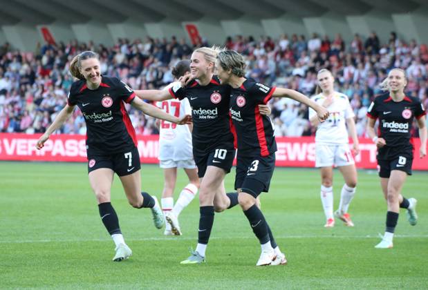 27.04.2025, xgrfx, Fussball Google Pixel Frauen-Bundesliga, 1.FC Köln - Eintracht Frankfurt v.l. Tor, Laura Freigang (Eintracht Frankfurt) (DFL DFB REGULATIONS PROHIBIT ANY USE OF PHOTOGRAPHS as IMAGE SEQUENCES and or QUASI-VIDEO) Köln