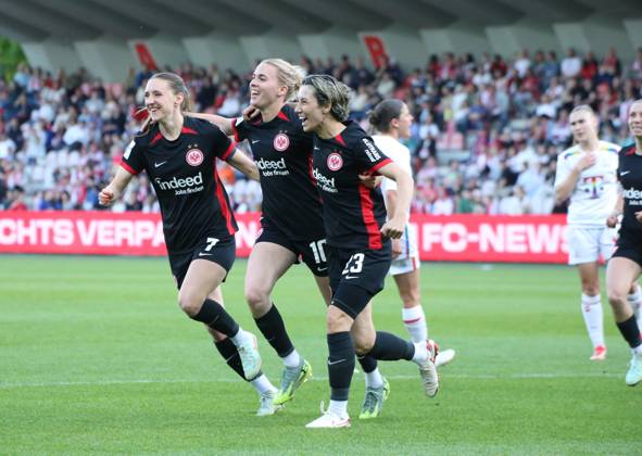 27.04.2025, xgrfx, Fussball Google Pixel Frauen-Bundesliga, 1.FC Köln - Eintracht Frankfurt v.l. Tor, Laura Freigang (Eintracht Frankfurt) (DFL DFB REGULATIONS PROHIBIT ANY USE OF PHOTOGRAPHS as IMAGE SEQUENCES and or QUASI-VIDEO) Köln