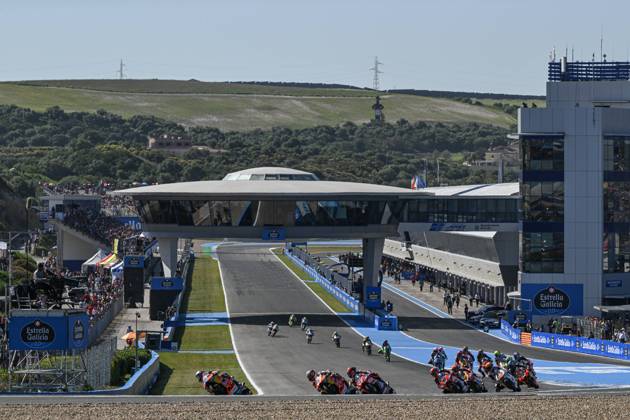 Races of MotoGP Estrella Galicia 0.0 Grand Prix of Spain at Jerez Angel Nieto Circuit, Jerez, Cadiz, 27 April 2025 In picture: Moto3 start race Carreras del Gran Premio Estrella Galicia 0.0 de MotoGP de Espana en el Circuito de Jerez Angel Nieto, Jerez, Cadiz, 27 de Abril de 2025 POOL MotoGP.com Cordon Press Images will be for editorial use only. Mandatory credit: MotoGP.com Cordon Press