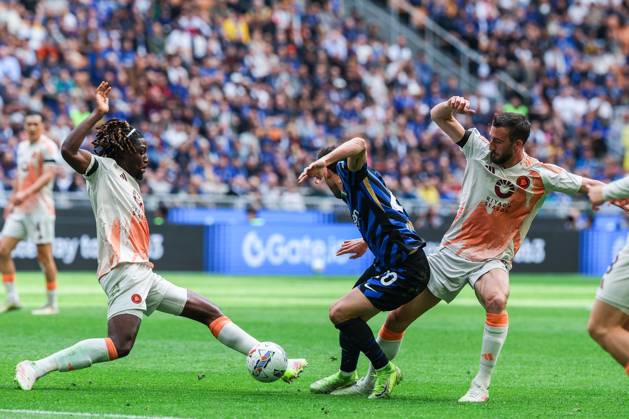 Hakan Calhanoglu of FC Internazionale seen in action during Serie A 2024 25 football match between FC Internazionale and AS Roma at San Siro Stadium Milan Italy on 27 April 2025. Milan Stadio Giuseppe Meazza Milan Italy Copyright: xEPhotopressx SP24-1184-116