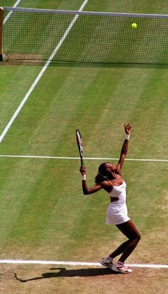 Venus Williams Wimbledon Tennis Championships 2000 Venus Williams playing Serena Williams at Wimbledon July 2000 Venus Williams during Womens singles match against her sister Serena Williams Copyright: xDavidxAshdownx DMGTCHPDPICT000389757776