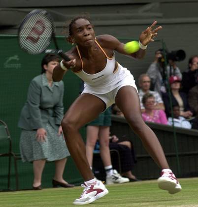 VENUS WILLIAMS WIMBLEDON TENNIS CHAMPIONSHIPS 2000 VENUS WILLIAMS DURING THE WOMEN S SINGLE FINAL - JULY 2000 AT WIMBLEDON. Copyright: xDAVIDxASHDOWN.x DMGTCHPDPICT000404159293