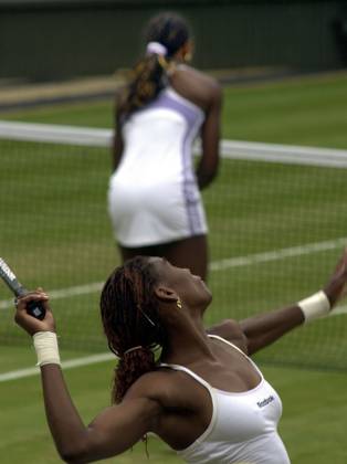 Venus Williams Wimbledon Tennis Championships 2000 Venus Williams and Serena Williams win Ladies Doubles Final at wimbledon July 2000 Venus (L) and Serena Williams on their way to winning the women s doubles final against Julie Halard-Decugis of France and Japan s Ai Sugiyama 6-3 6-2 to take the title at Wimbledon Copyright: xDAVIDxASHDOWNx DMGTCHPDPICT000349382072