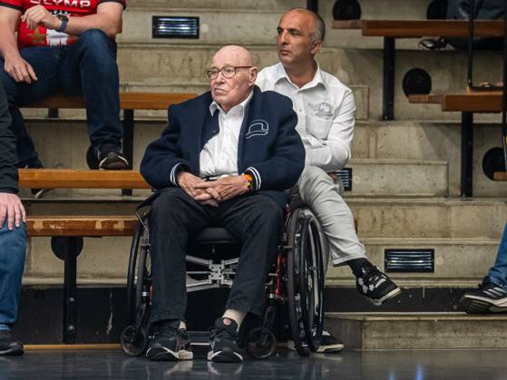 Eberhard Bezner beim Spiel des HB Ludwigsburg, Frisch Auf Goeppingen vs. HB Ludwigsburg, Handball, 1. Bundesliga, Play-Offs, Spielzeit 2024 2025, 30.04.2025 Frisch Auf Goeppingen vs. HB Ludwigsburg, Handball, 1. Bundesliga, Play-Offs, Spielzeit 2024 2025, 30.04.2025 Goeppingen Copyright: xMichaelxSchmidt Eibner-Pressefotx EP_MST