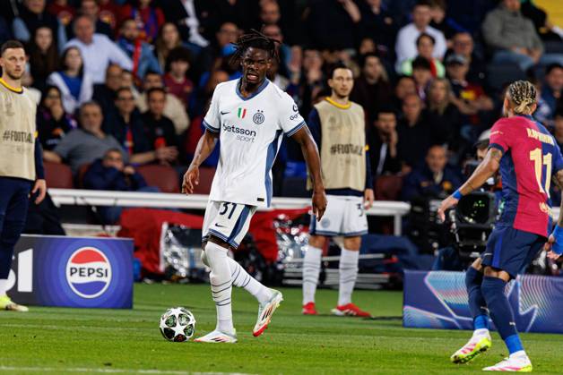Yann Bisseck seen during UEFA Champions League game between teams of FC Barcelona, Barca and Internazionale Milano (Maciej Rogowski) Barcelona Estadi Olimpic Lluis Companys Spain Copyright: xMaciejxRogowskix fcbinter2425-374