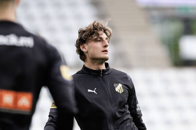 250504 Häckens Silas Andersen inför fotbollsmatchen i Allsvenskan mellan IFK Norrköping och Häcken den 4 maj 2025 i Norrköping. Copyright: MAGNUSxANDERSSON BB250504MN014