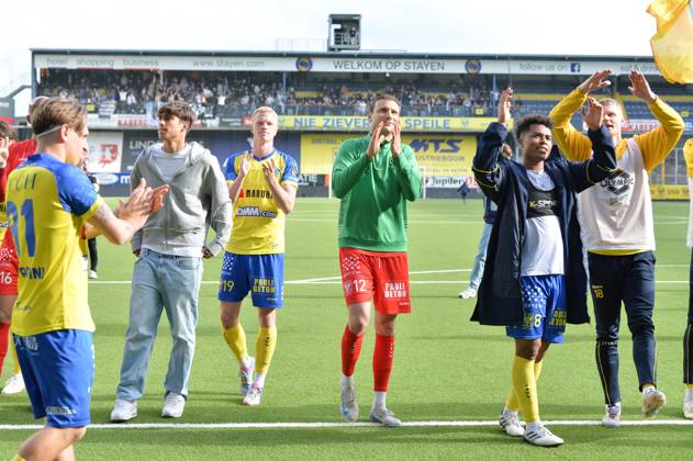 STVV s players celebrate after winning a soccer match between Sint-Truidense VV and K. Beerschot V.A., Sunday 04 May 2025 in Sint-Truiden, on day 5 (out of 6) of the Relegation Play-offs of the 2024-2025 Jupiler Pro League first division of the Belgian championship. JILLxDELSAUX x122660707x