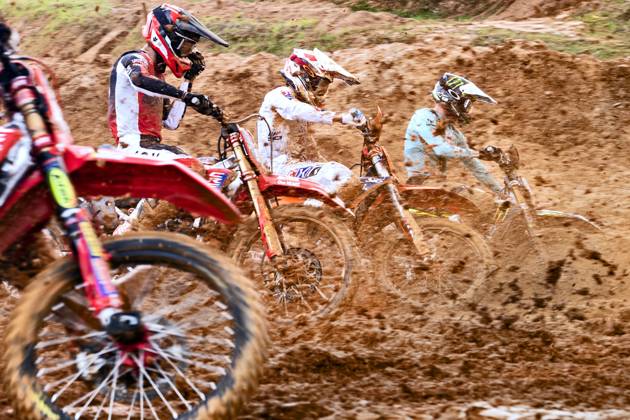 Bilder des Jahres 2025, Sport 05 Mai Sport Themen der Woche KW19 Sport Bilder des Tages Motorsport, Motocross-WM MXGP in Agueda, Portugal MX2 motocycles at the holeshot during the FIM Motorcross World Championship, WM, Weltmeisterschaft MXGP 2025 at Portugal - Photo Jose Salgueiro SPP Jose Salgueiro (Jose Salgueiro SPP) Copyright: xJosexSalgueirox xSPPx spp-en-JoSa-_DSC7953