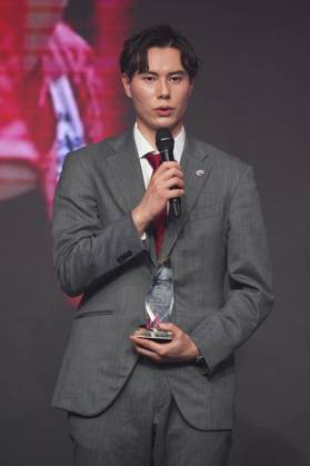 Ran Takahashi (), MAY 8, 2025 - Volleyball : 2024-25 SV.LEAGUE Award in Tokyo, Japan. Noxthirdxpartyxsales (289860513)