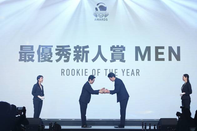 Taito Mizumachi (), MAY 8, 2025 - Volleyball : 2024-25 SV.LEAGUE Award in Tokyo, Japan. Noxthirdxpartyxsales (289884939)