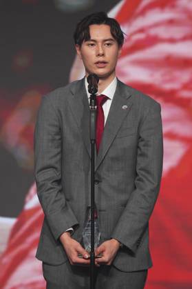 Ran Takahashi (), MAY 8, 2025 - Volleyball : 2024-25 SV.LEAGUE Award in Tokyo, Japan. Noxthirdxpartyxsales (289885011)