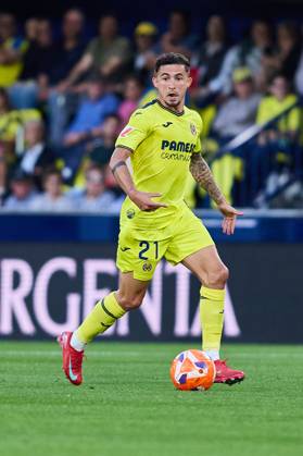 LaLiga EA Sports, Villarreal v Leganes VILLARREAL, SPAIN - MAY 14: Yeremy Pino Right Winger of Villarreal CF runs with the ball during the LaLiga EA Sports match between Villarreal FC and Leganes at Estadio de la Ceramica on May 14, 2025 in Villarreal, Spain. (Photo by Jose Torres Photo Players Images Magara Press) Villarreal Estadio de la Ceramica Spain Copyright: xJosexTorresx