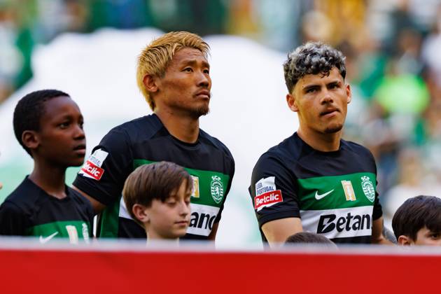 Hidemasa Morita seen during Liga Portugal game between teams of Sporting CP and Vitoria SC at Estadio Jose Alvalade (Maciej Rogowski) Lisbon Estadio Jose Alvalade Portugal Copyright: xMaciejxRogowskix scpvscfull2425-027
