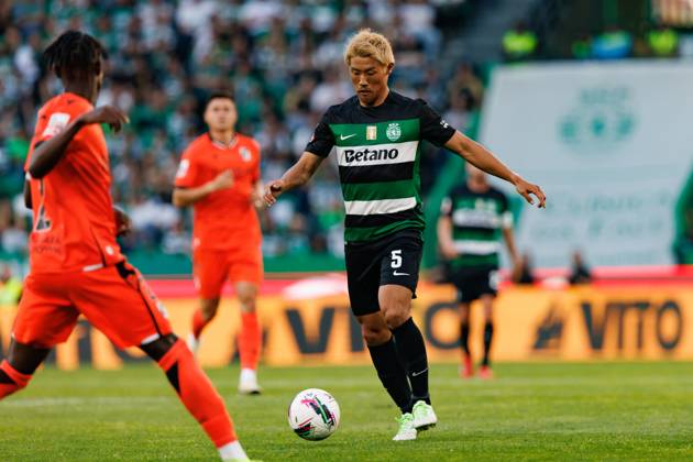 Hidemasa Morita seen during Liga Portugal game between teams of Sporting CP and Vitoria SC at Estadio Jose Alvalade (Maciej Rogowski) Lisbon Estadio Jose Alvalade Portugal Copyright: xMaciejxRogowskix scpvscfull2425-176