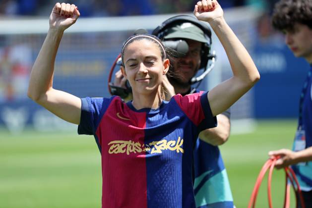 FC Barcelona, Barca Femeni v Athletic Club Femenino - Liga F Aitana Bonmati celebrates at the end of the match between FC Barcelona Femeni and Athletic Club Femenino, corresponding to week 30 of the Liga F, at the Johan Cruyff Stadium in Barcelona, Spain, on May 18, 2025. Barcelona Barcelona Spain Copyright: xUrbanandsportx originalFilename:urbanandsport-fcbarcel250518_npnZk