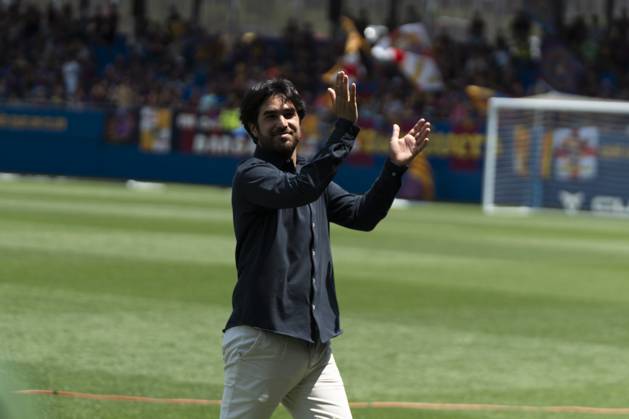 FC Barcelona, Barca Femeni v Athletic Club Femenino - Liga F Pere Romeu coaches FC Barcelona during the MATCHDAY 30 Liga F match between FC Barcelona and Athletic Club, the last game of the season, at Estadi Johan Cruyff in Barcelona, Spain, on May 18, 2025. Barcelona Spain Copyright: xRubenxDexLaxRosax originalFilename:delarosa-matchday250518_npwRF