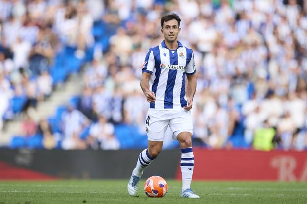 Real Sociead v Girona FC - LaLiga EA Sports Martin Zubimendi of Real Sociedad in action during the LaLiga EA Sports match between Real Sociedad and Girona FC at Reale Arena on May 18, 2025, in San Sebastian, Spain. San Sebastian Reale Arena Basque Country Spain RL_RSOvGFC_000012 Copyright: xRicardoxLarreinax
