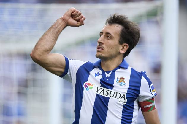 Real Sociead v Girona FC - LaLiga EA Sports Mikel Oyarzabal of Real Sociedad celebrates after scoring goal during the LaLiga EA Sports match between Real Sociedad and Girona FC at Reale Arena on May 18, 2025, in San Sebastian, Spain. San Sebastian Reale Arena Basque Country Spain RL_RSOvGFC_000017 Copyright: xRicardoxLarreinax