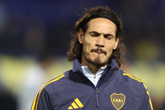 Boca Juniors Uruguayan forward Edinson Cavani gestures before the Argentine Professional Football League 2025 Apertura Tournament quarter-final football match against Independiente, at La Bombonera stadium in Buenos Aires, on May 19, 2025. BUENOS AIRES ARGENTINA Copyright: xALEJANDROxPAGNIx