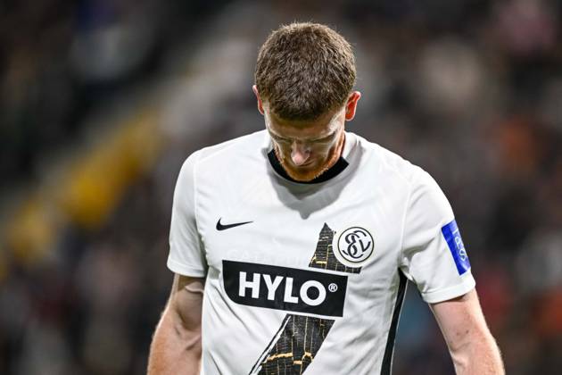 Florian Le Joncour (SV Elversberg) enttaeusscht während des Bundesliga-Relegationsrückspiels zwischen der SV Elversberg und dem 1.FC Heidenheim, URSAPHARM-ARENA am 26. May 2025 in Elverberg, Deutschland. (Foto von Harry Langer DeFodi Images) +++ Florian Le Joncour (SV Elversberg) looks dejected during the Bundesliga relegation second leg match between SV Elversberg and 1.FC Heidenheim at URSAPHARM-ARENA on May 26, 2025 in Elverberg, Germany. (Photo by Harry Langer DeFodi Images) DFL regulations prohibit any use of photographs as image sequences and or quasi-video. (Photo by Harry Langer DeFodi Images) DFL regulations prohibit any use of photographs as image sequences and or quasi-video.