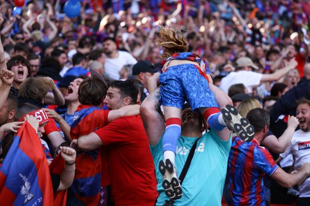 Crystal Palace v Manchester City 17 May 2025, London - FA Cup Final - Crystal Palace v Manchester City - Crystal Palace fans celebrate their first goal - Photo: Jacques Feeney Offside. London UK Copyright: xJacquesxFeeneyx xOffsidexOffside