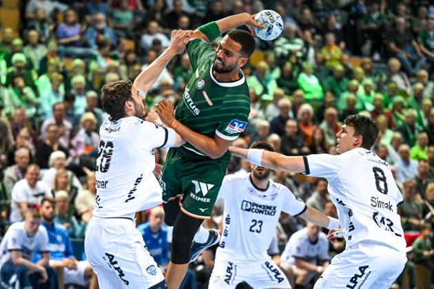 Hendrik Wagner (TBV Lemgo Lippe, 28), Philipp Ahouansou (HSG Wetzlar, 19) und Meeno Carstensen (TBV Lemgo Lippe, 08), GER, HSG Wetzlar vs. TBV Lemgo-Lippe, Handball, Bundesliga, 31. Spieltag, Saison 2024 2025, 28.05.2025 GER, HSG Wetzlar vs. TBV Lemgo-Lippe, Handball, Bundesliga, 31. Spieltag, Saison 2024 2025, 28.05.2025 Wetzlar Copyright: xEibner-Pressefoto FlorianxWiegandx EP_FWD
