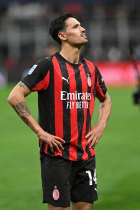 TIJANI REIJNDERS, Serie A 2024-25, Milan-Monza 2-0, Milan New Shirt 2025-26, azione, action, single shot SERIE A 2024-25 MILAN-MONZA 2-0 Milan Maglia Nuova 2025-26