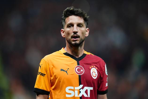 Galatasaray v RAMS Basaksehir - Turkish Super Lig ISTANBUL, TURKIYE - MAY 30: Dries Mertens of Galatasaray gestures during the 38th and final week match of the Turkish Super Lig between Galatasaray and RAMS Basaksehir at RAMS Park in Istanbul, Turkiye on May 30, 2025. Hakan Akgun Anadolu Istanbul Turkey. Editorial use only. Please get in touch for any other usage. Copyright: x2025xAnadoluxHakanxAkgunx