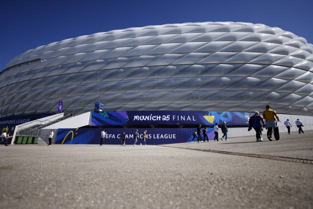 May 31, 2025, Munich, Baviera, Germany: General view outside the stadium ahead the UEFA Champions League Final 2025 between Paris Saint-Germain and FC Internazionale Milano at Allianz Arena stadium on May 31, 2025 in Munich, Germany. Munich Germany - ZUMAa181 20250531_zaa_a181_201 Copyright: xDennisxAgyemanx