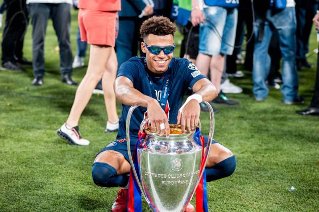 2025.06.01 Monachium 2024 2025 UEFA Final Ligi Mistrzow Allianz Arena Monachium PSG - Inter Mediolan N z Desire Doue z pucharem ligi mistrzow with uefa champions league cup Foto Mateusz Porzucek PressFocus 2025.06.01 Monachium UEFA Champions League Final Allianz Arena stadium Munich Paris Saint Germain - FC Internazionale Milano PSG - Inter Mediolan Desire Doue z pucharem ligi mistrzow with uefa champions league cup Credit: Mateusz Porzucek PressFocus NEWSPIX.PL --- newspix.pl